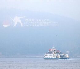 Çanakkale Boğazı’nda gemi geçişlerine sis engeli
