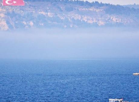 Çanakkale Boğazı’nda ulaşıma sis engeli