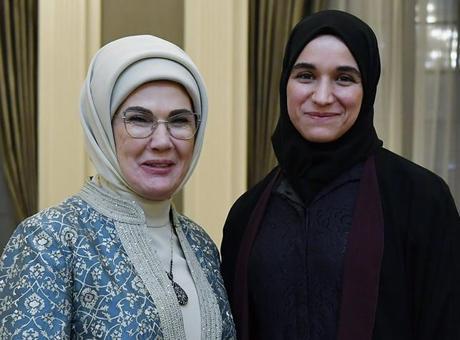 Emine Erdoğan, Suriye Arap Cumhuriyeti Cumhurbaşkanı’nın eşi ile bir araya geldi