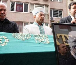 Eski Beşiktaş Belediye Başkanı Ayfer Atay, son yolculuğuna uğurlandı