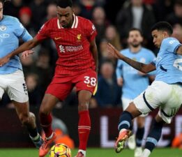 Futbolda günün maçı: Manchester City-Liverpool