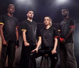 Galatasaray, 2024/25 sezonu özel formasını tanıttı