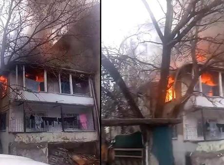 İstanbul’da 2 katlı binada korkutan yangın