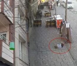 İstanbul’da 2 yaşındaki çocuk birinci kattaki balkondan düştü!