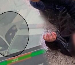 İstanbul’da dehşet! İki polise bıçakla saldırdı
