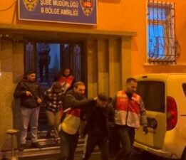 İstanbul’da silah ticareti operasyonu: 12 tabanca ele geçirildi