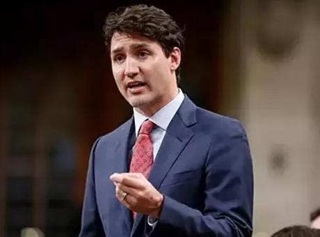 Kanada Başbakanı Trudeau duyurdu: gümrük vergisi 30 gün durduruldu