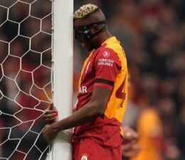 Napoli başkanı De Laurentiis’e savcılıktan Osimhen soruşturması: Evrakta sahtecilik iddiası