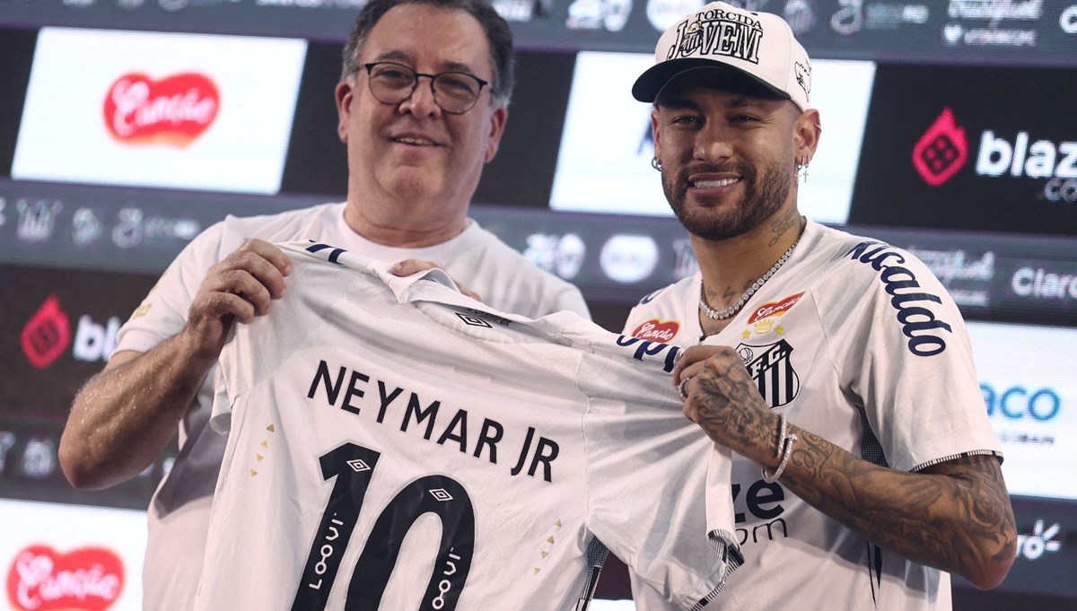 Neymar’a özel helikopter: Santos antrenmanlarına havadan geliyor!
