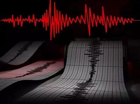 Son dakika… Ege Denizi’nde 4.7 büyüklüğünde deprem