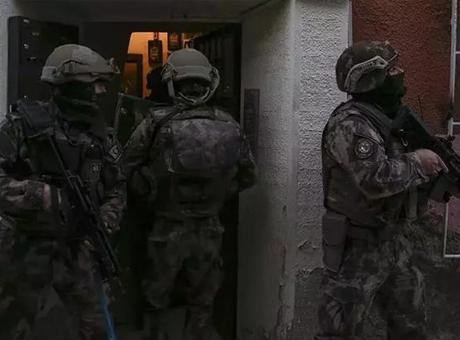 Son dakika…’Hücre-7′ operasyonlarında organize dolandırıcı suç örgütü çökertildi