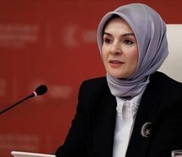 Sosyal medyaya yaş sınırında 2 farklı kademe! Bakan Göktaş detayları açıkladı