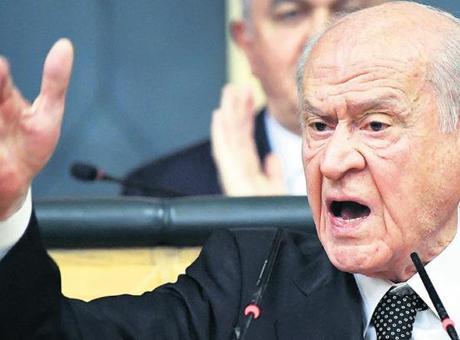 ‘Teğmenlerin TSK’dan ihracı doğru bir karardır’