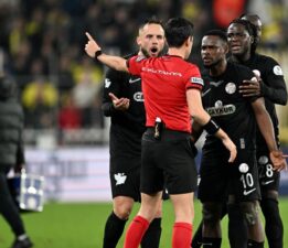 “Türk hakemliği beka sorunudur” Spor yazarlarından Fenerbahçe – Çaykur Rizespor maçı değerlendirmesi