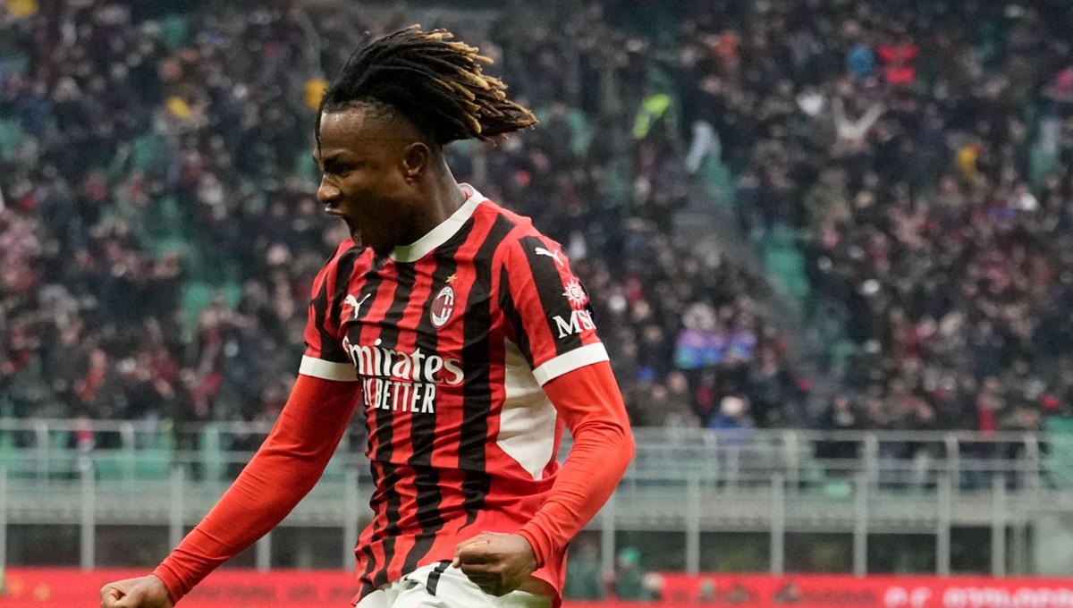 Üç büyüklerle anılıyordu: Milan’dan ilk açıklama geldi