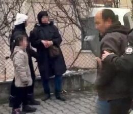 Yer: Bolu! 3 çocuk annesi, eski sevgilisini yüzünden bıçakladı