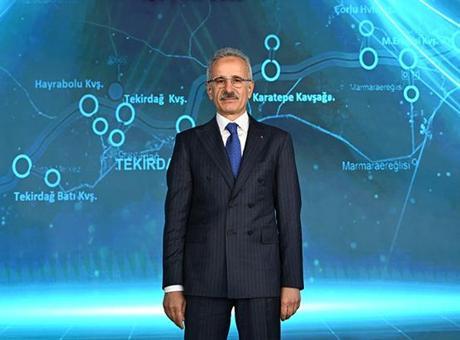 Bakan Uraloğlu açıkladı: İstanbul- Tekirdağ arası yol süresi kısalıyor