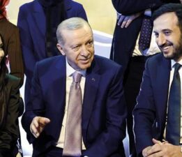 Cumhurbaşkanı Erdoğan, İstanbul’da gençlerle bir araya geldi