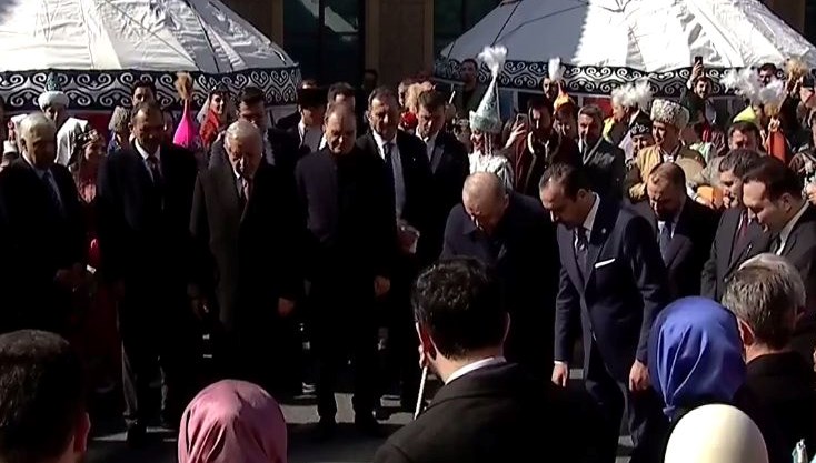 Cumhurbaşkanı Erdoğan nevruz ateşini yaktı