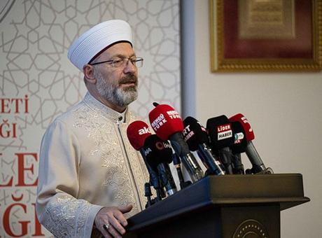 Diyanet İşleri Başkanı Erbaş basın kuruluşlarının temsilcileriyle iftarda buluştu