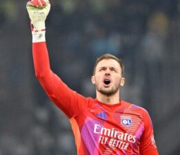 “Galatasaray Brezilyalı kaleciyle anlaştı” (1 Mart 2025 spor manşetleri)