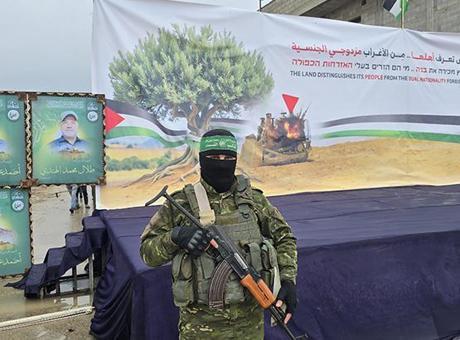 Hamas: Hayattaki ABD-İsrail askerini serbest bırakma niyetimizi duyurarak olumlu bir girişim yaptık