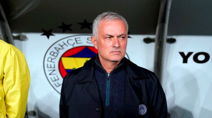 Mourinho’dan Samsunspor maçında 5 değişiklik