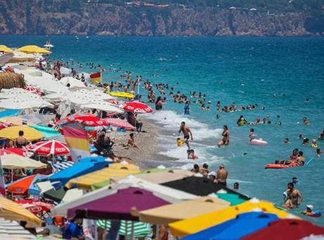 ‘Savaşlar biterse Antalya’ya 20 milyon turist gelir’