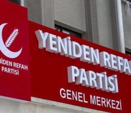 Yeniden Refah Partisi’nde 2 belediye başkanı istifa etti