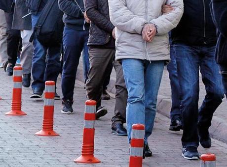 ‘Yoldaşlar’ silahlı suç örgütüne Adana merkezli 5 ilde operasyon: 41 kişi tutuklandı