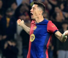 36 yaşındaki Lewandowski yıldızlaştı Barcelona ezip geçti (Şampiyonlar Ligi’nde gecenin sonuçları)