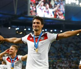 Alman yıldız Hummels emekli oluyor