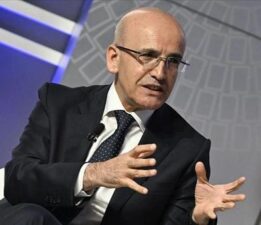 Bakan Şimşek: Turizm gelirleri cari dengedeki olumlu seyri destekliyor