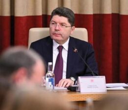 Bakan Tunç, Avrupa İşkencenin Önlenmesi Komitesi Başkanı Mitchell ile görüştü