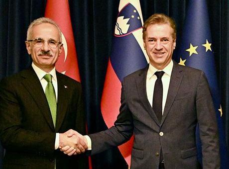 Bakan Uraloğlu, Slovenya Başbakanı Golob ile görüştü