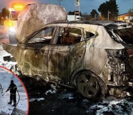 Bursa’da kafa kafaya çarpışan iki otomobil yanarak hurdaya döndü: 1 ölü, 4 yaralı