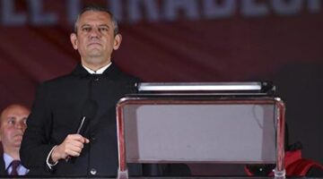CHP Genel Başkanı Özel Başakşehir mitinginde konuştu