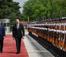 Çin Devlet Başkanı Şi ve Azerbaycan Cumhurbaşkanı Aliyev’den ‘stratejik ortaklık’ mesajı