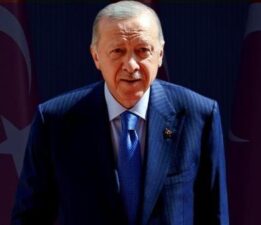Cumhurbaşkanı Erdoğan yurda döndü