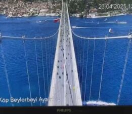 Deprem anı, 15 Temmuz Şehitler Köprüsü’nün kamerasında