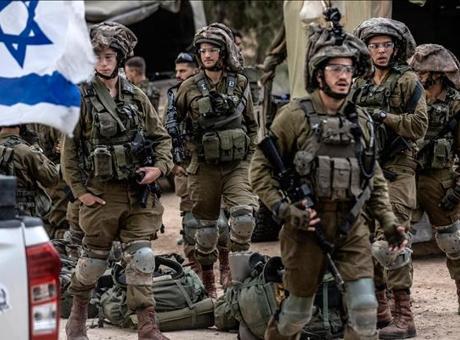 Haaretz: İsrail, cephede yedek askerlerin yerine düzenli birlikleri görevlendirecek