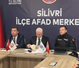 İstanbul Valisi Davut Gül, depremin ardından 5 ilçede inceleme yaptı