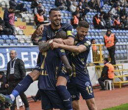 Kasımpaşa kazandı Sivasspor ateş hattında kaldı