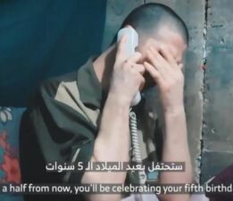 Kassam Tugayları’ndan yeni video! İsrailli esir annesine seslendi