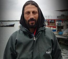 Kimliğini öğrenen önce yadırgıyor: Hayatım normal bir balıkçının hayatı gibi