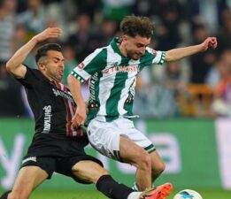Konyaspor Başkanı Korkmaz: 200 bin Euro ödendiğinde FIFA’nın yasağı kalkacak