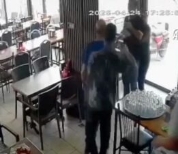 Lokanta çalışanı soluk borusuna yemek kaçan müşteriyi Heimlich manevrasıyla kurtardı