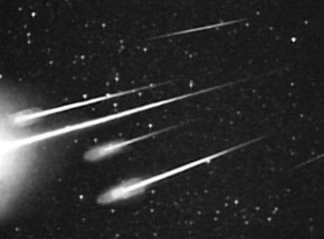 NASA: Lir gök taşı yağmuru başlıyor