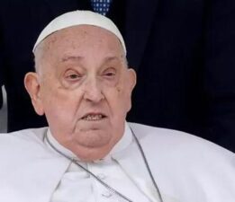 Papa Franciscus’un 88 yaşında vefat etti! Katoliklerin yeni ruhani lideri kim olacak?
