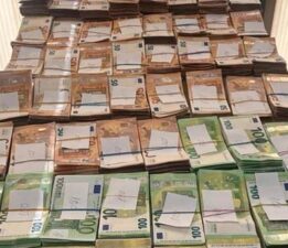 Servetin üzerinden yatmış! Yataktan çıktı: Tam 23 milyon değerinde